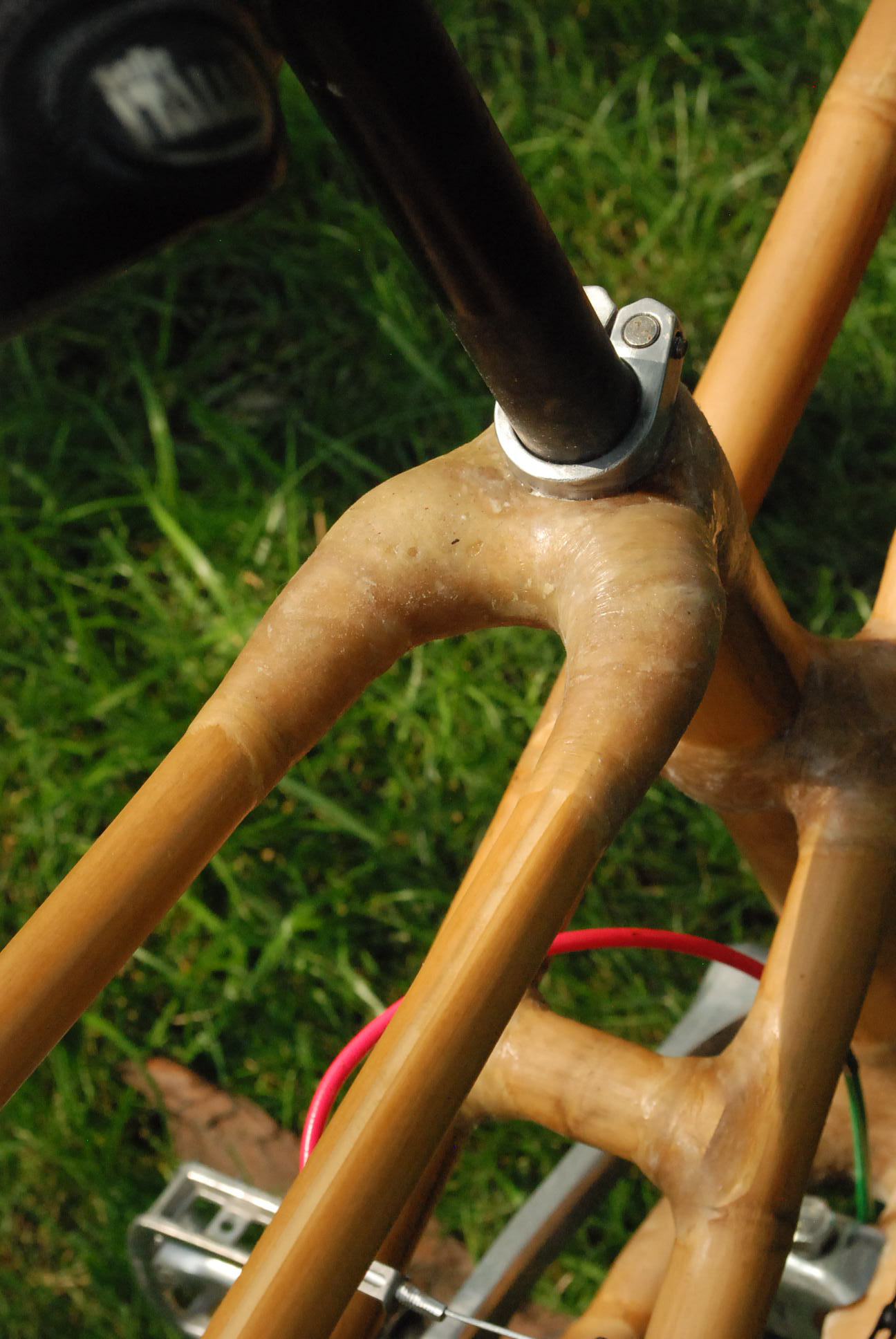 hemp and epoxy joints on bamboo bike